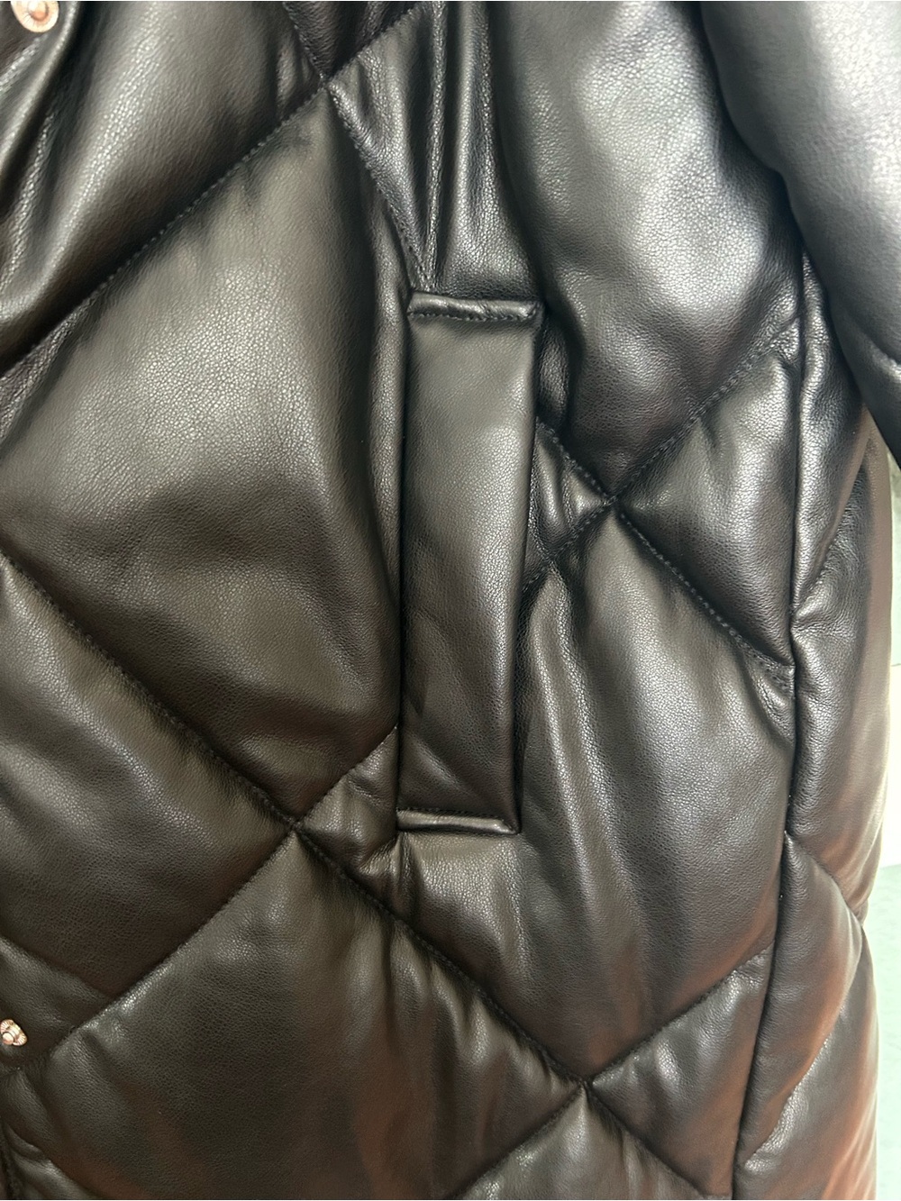 Abercrombie & Fitch Vegan Leather Long Puffer wind water resistant Coat. - Picture 7 of 9